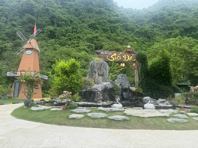 Khu Vui Chơi giải trí Suối Đá - Image 2