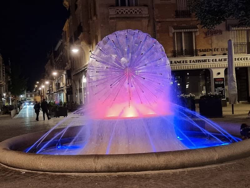 Fontaine de la Solidarité - Image 2