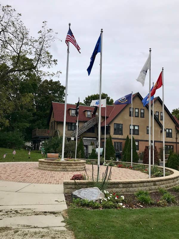 Hartford Veteran's Memorial - Image 2