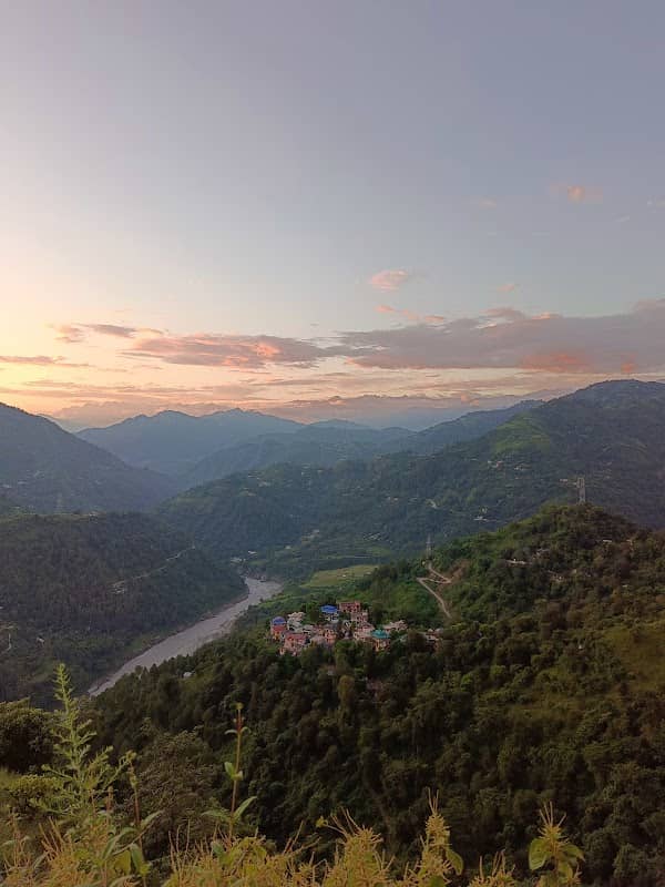 Valley View Point - Image 3