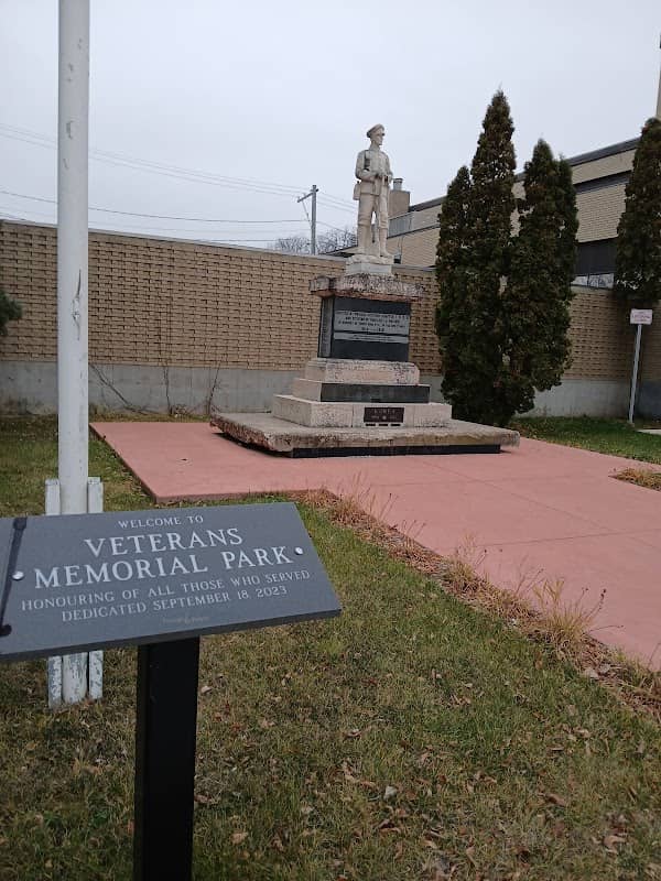 Portage Cenotaph - Image 1