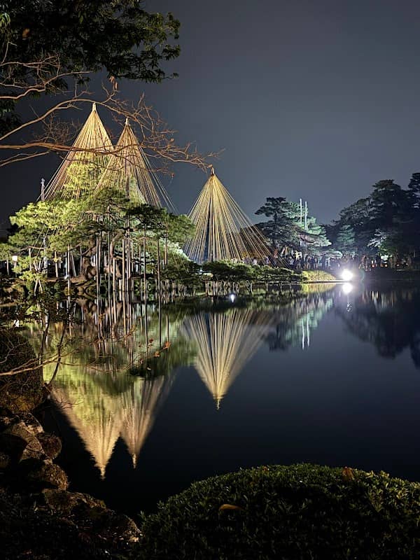 Kotoji Toro (Stone Lantern) - Image 2