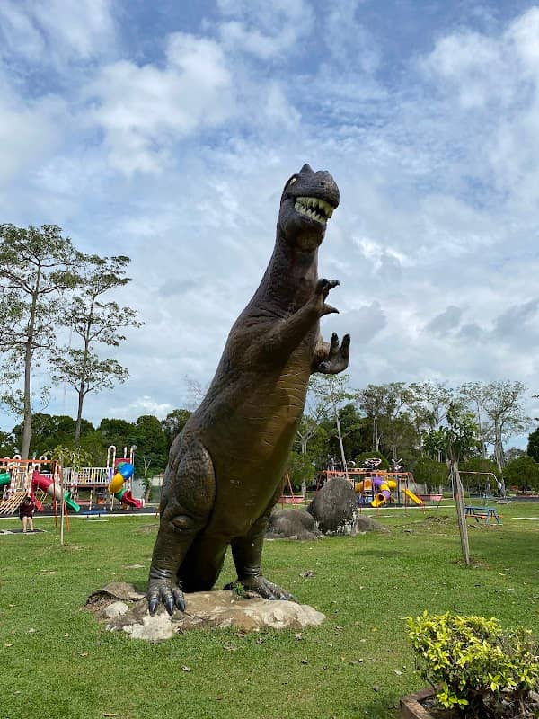 Taman Rekreasi Tasik Y - Image 1