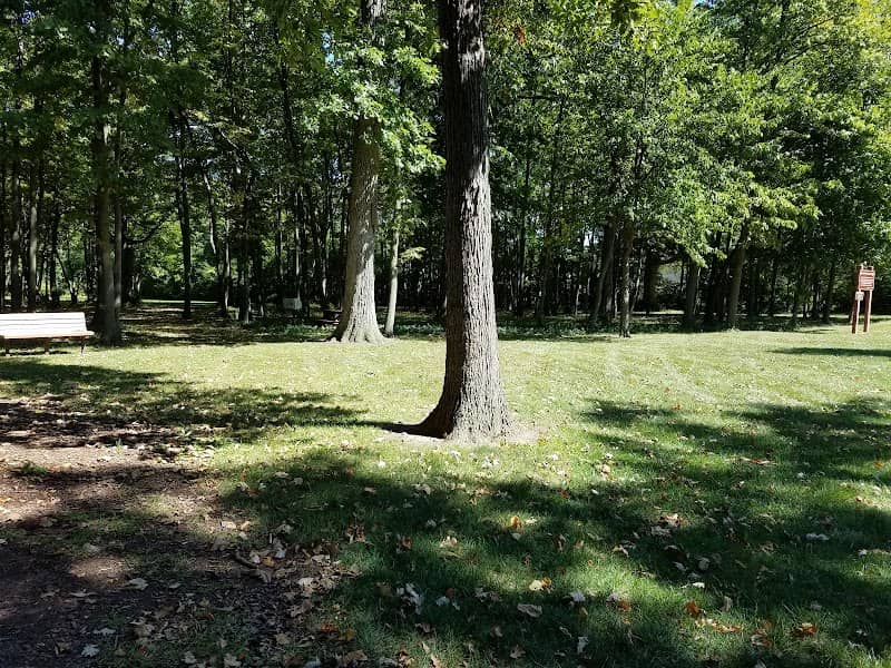 Oakmont Park - Image 1