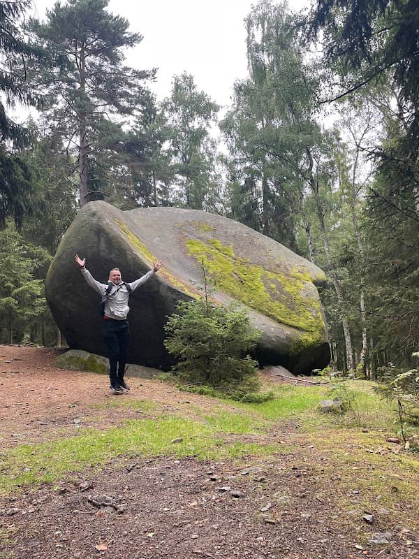 Granite boulder Baba - Image 1
