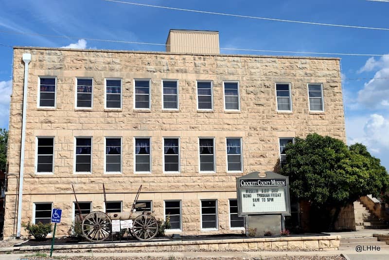 Ozona Museum (Crockett County Museum) - Image 2