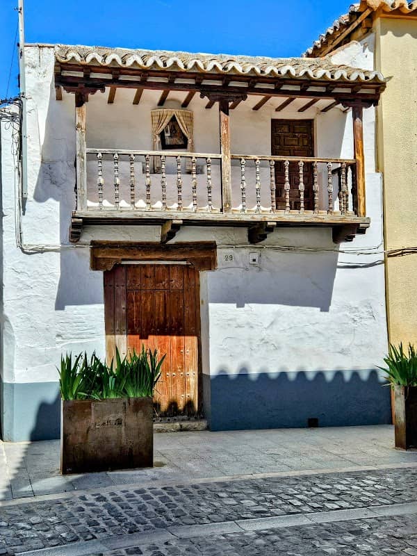 Balconcillo de la Casa del Santo - Image 1