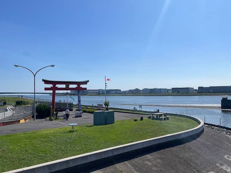 Haneda Peace Torii - Image 3