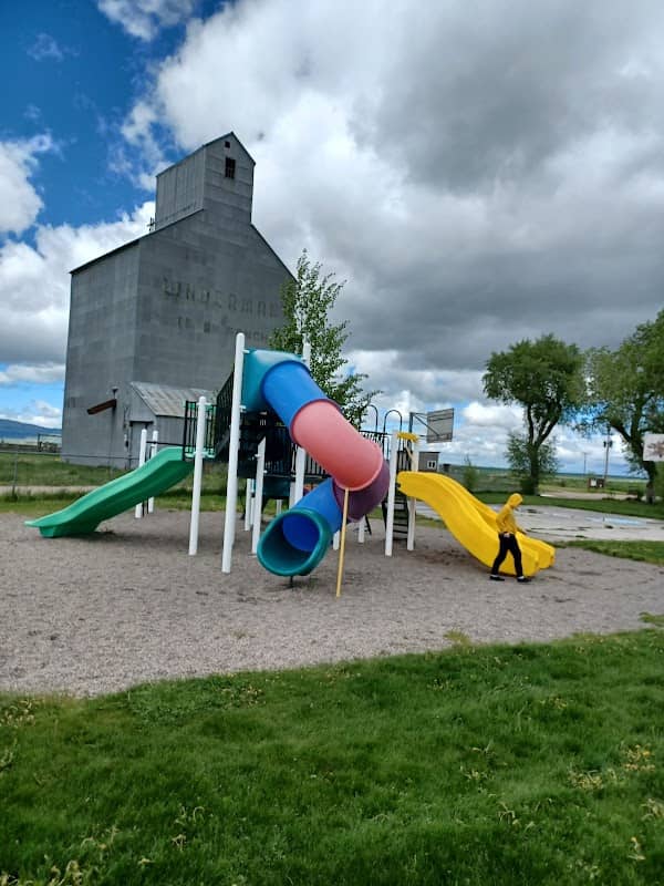 Ruby Carson Memorial Park - Image 1