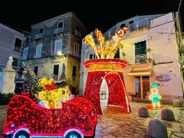 Luminarie Tropea - Image 1