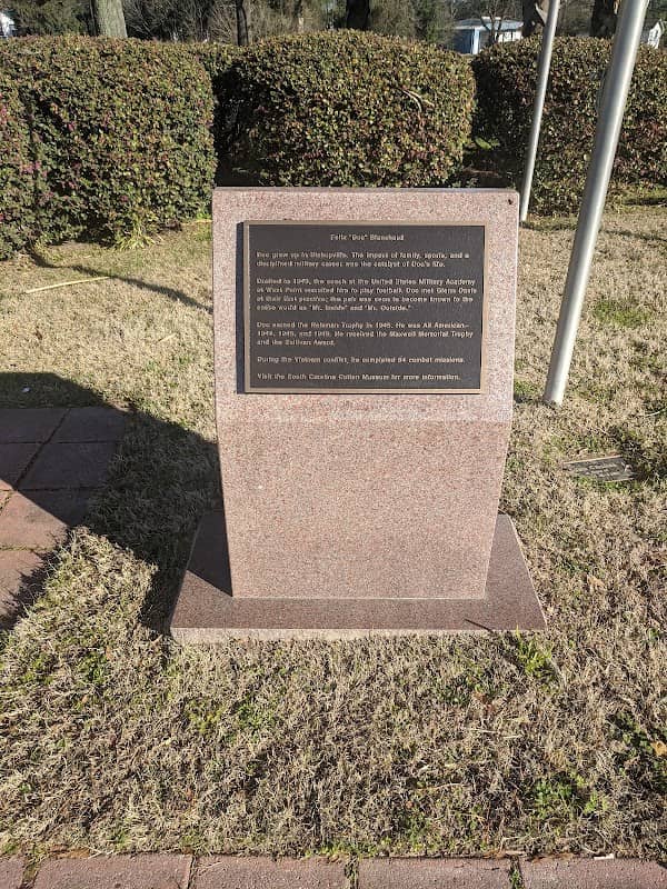 Flag Park - Image 2