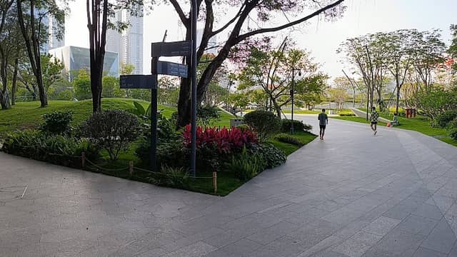 Bijiashan Park (South Gate) - Image 1