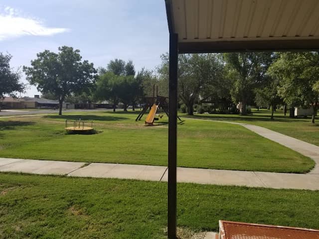 The Park in Wink - Image 1