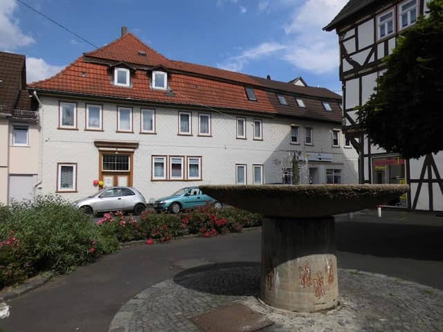 Johannisfestbrunnen am Brunnenplatz - Image 1