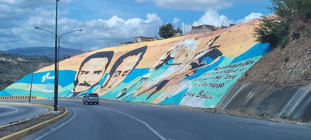 Mural del Distribuidor Jirahara - Image 1