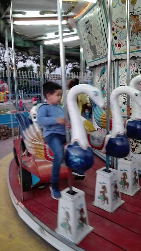 Plaza Madre - Image 1