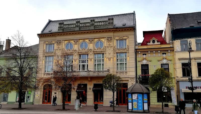 Kapitánsky Palác - Image 1