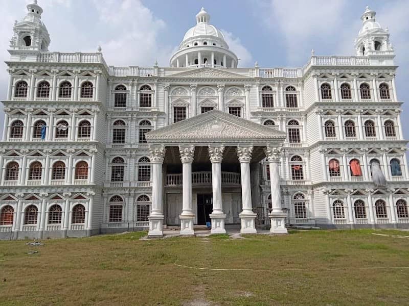 A.K. Palace - Image 2