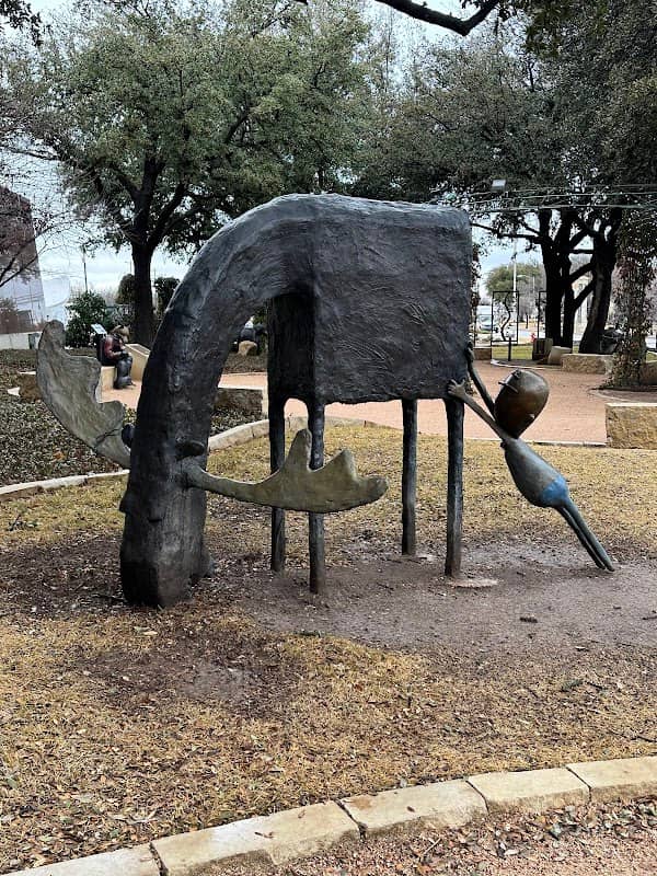 'Marcel & Wilfred' Statue - Image 1