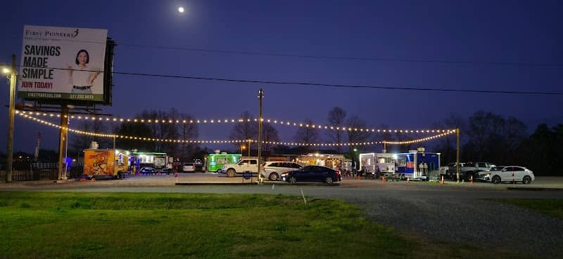 The Grub Lot - Image 2