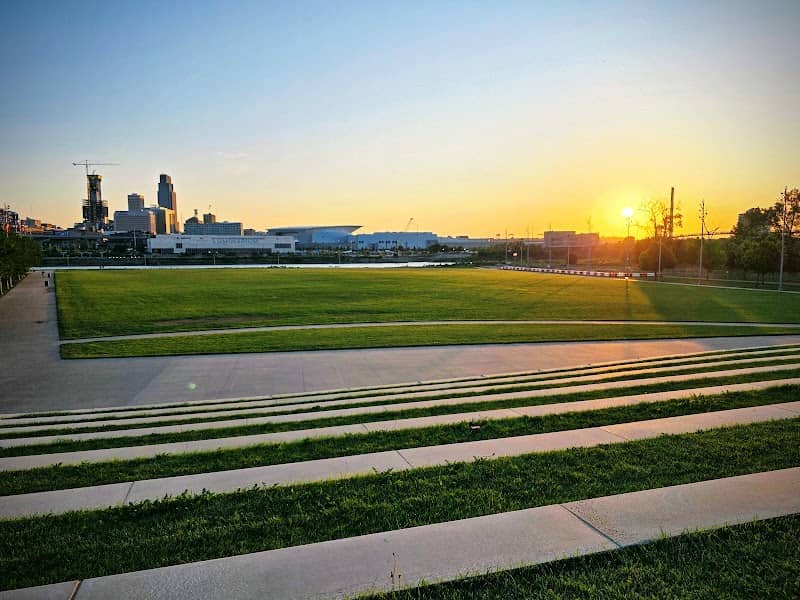 Tom Hanafan River's Edge Park - Image 1