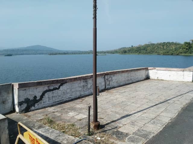 Lake view, Mangthar - Image 1