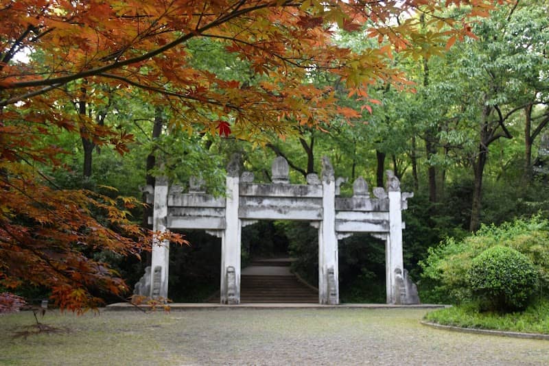 Tanyankai Mujinian Paifang - Image 1
