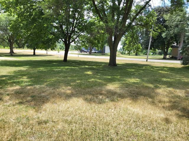 Early Shelter House Park - Image 1