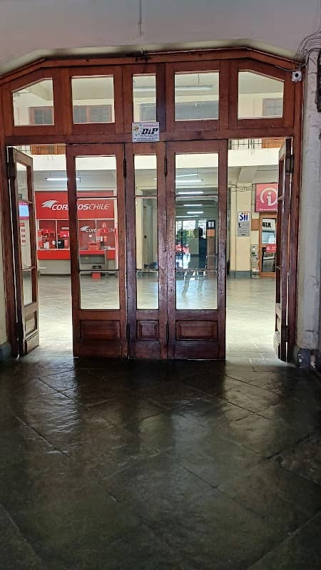 Edificio de los Servicios Públicos de Talca - Image 1