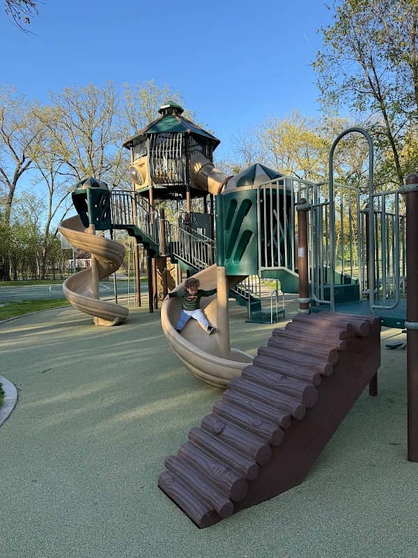 Balzer Park - Image 1