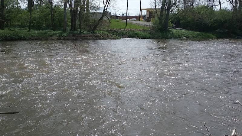 Roadside Park - Image 1