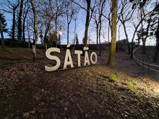 Letreiro "SÁTÃO" - Image 1