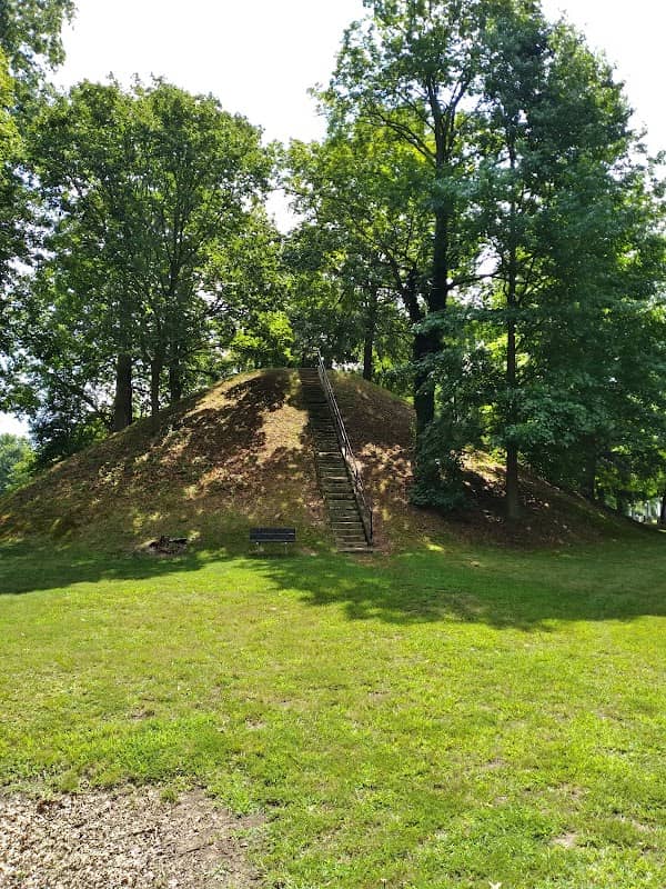 Mound Cemetery - Image 2