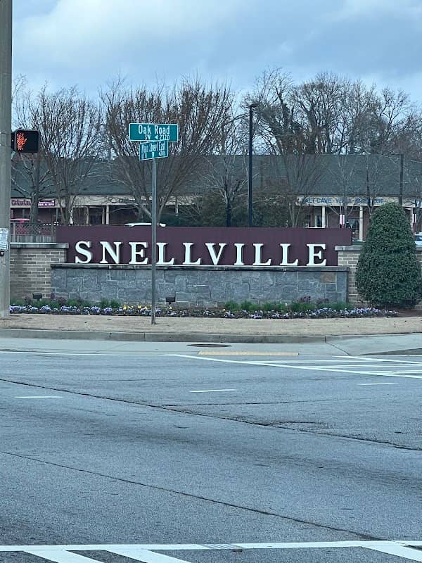 Snellville Veterans Memorial - Image 1