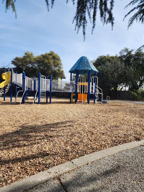 Garrison Park - Image 1