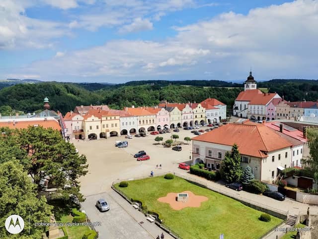 Sloup se sousoším Nejsvětější Trojice - Image 1