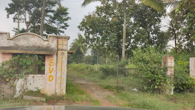 Nigama SVD gardens - Image 1