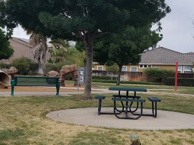 Shady Oak Park - Image 1