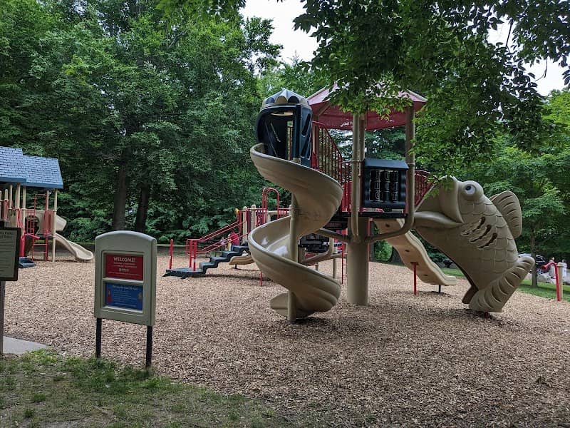 Caledonia Lakeside Park - Image 1