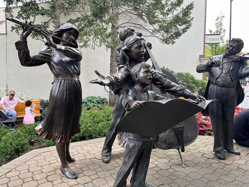 Joy of Music Statues - Image 1