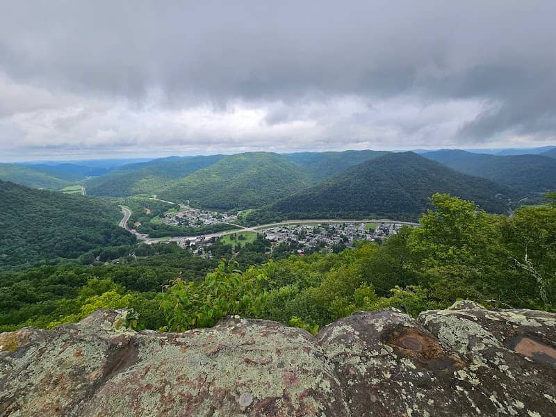 Pine Mountain View Point - Image 1