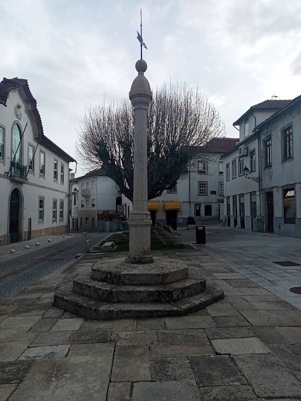 Pelourinho de Tondela - Image 1