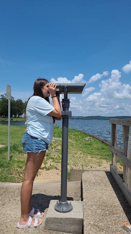 Colorblind Viewfinder at Paris Landing - Image 1