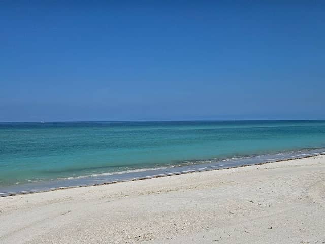 48th Street Public Beach Access - Image 1