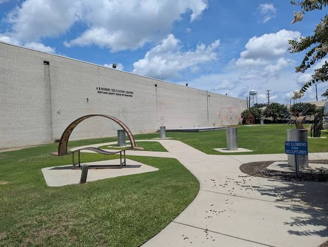 Downtown Art Garden - Image 2