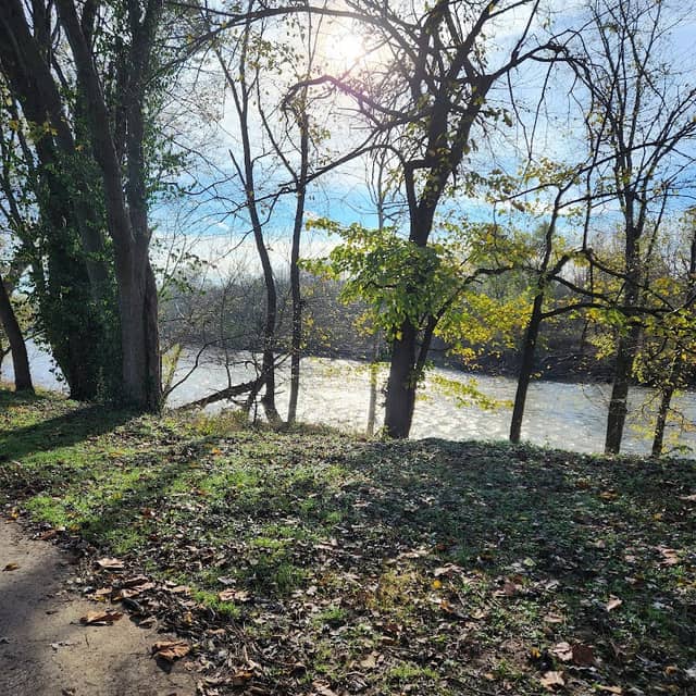 Shepherdsville Park - Image 1