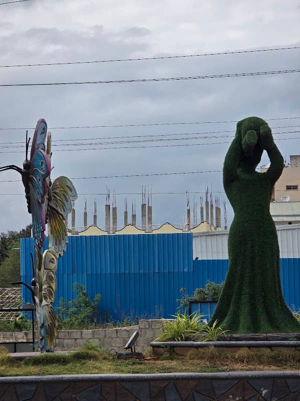 Bypass Road Greenery Statue - Image 1