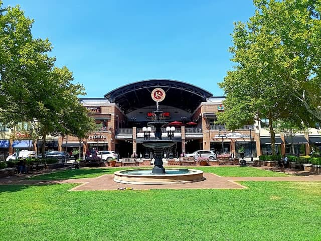 Pullman Square Park - Image 1