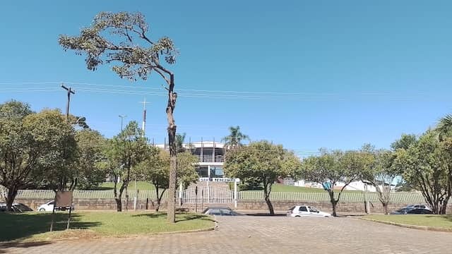 Square Santa Terezinha - Image 2