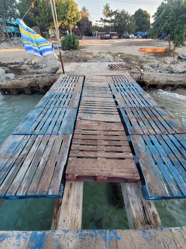 Public Dinghy Dock - Image 1